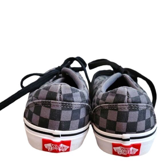 EUC KIDS LACE UP CHECKERBOARD VAN'S SZ.2.5 - Picture 4 of 6